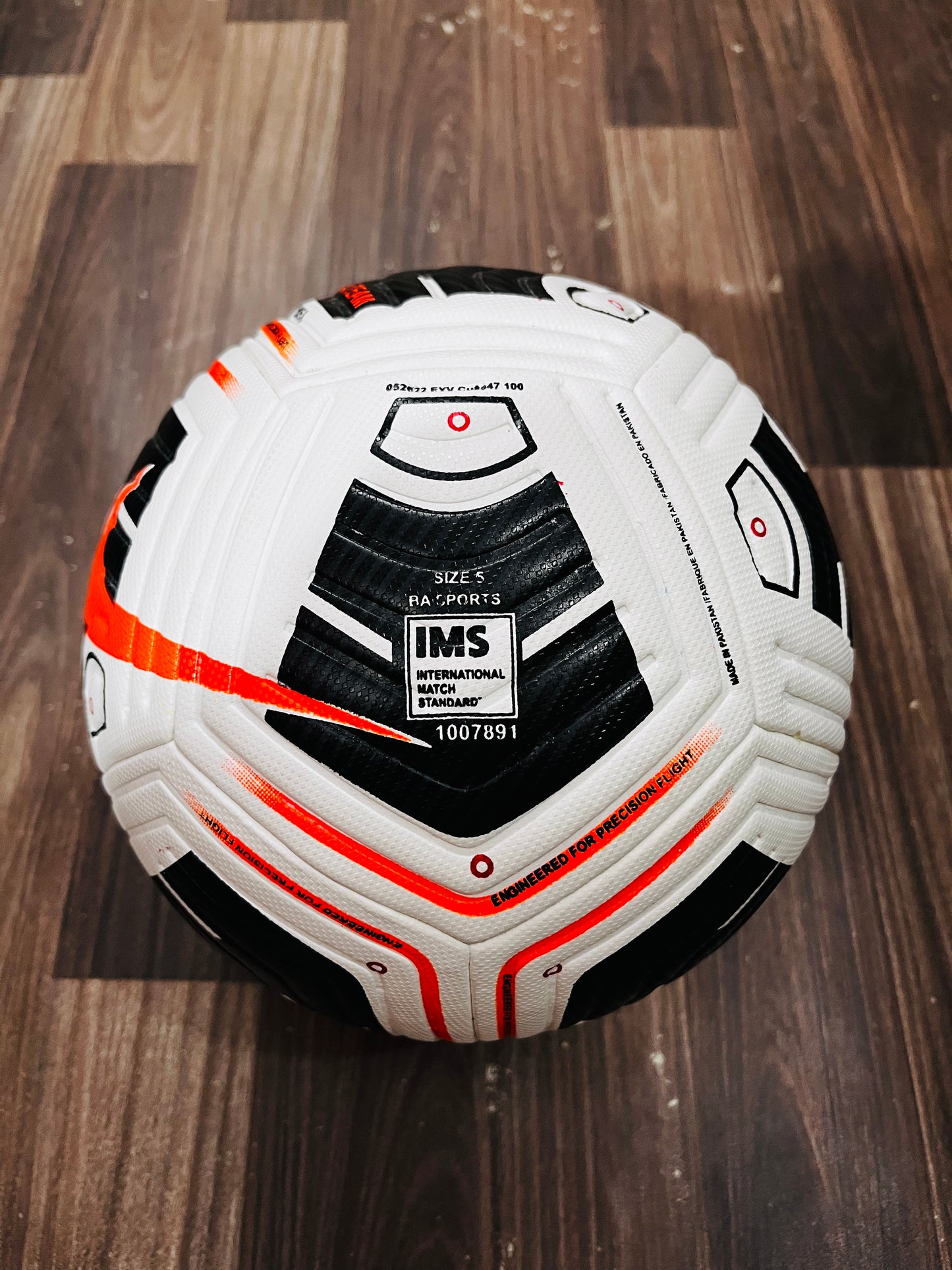 Nike Academy Pro Soccer Ball 2025 V1