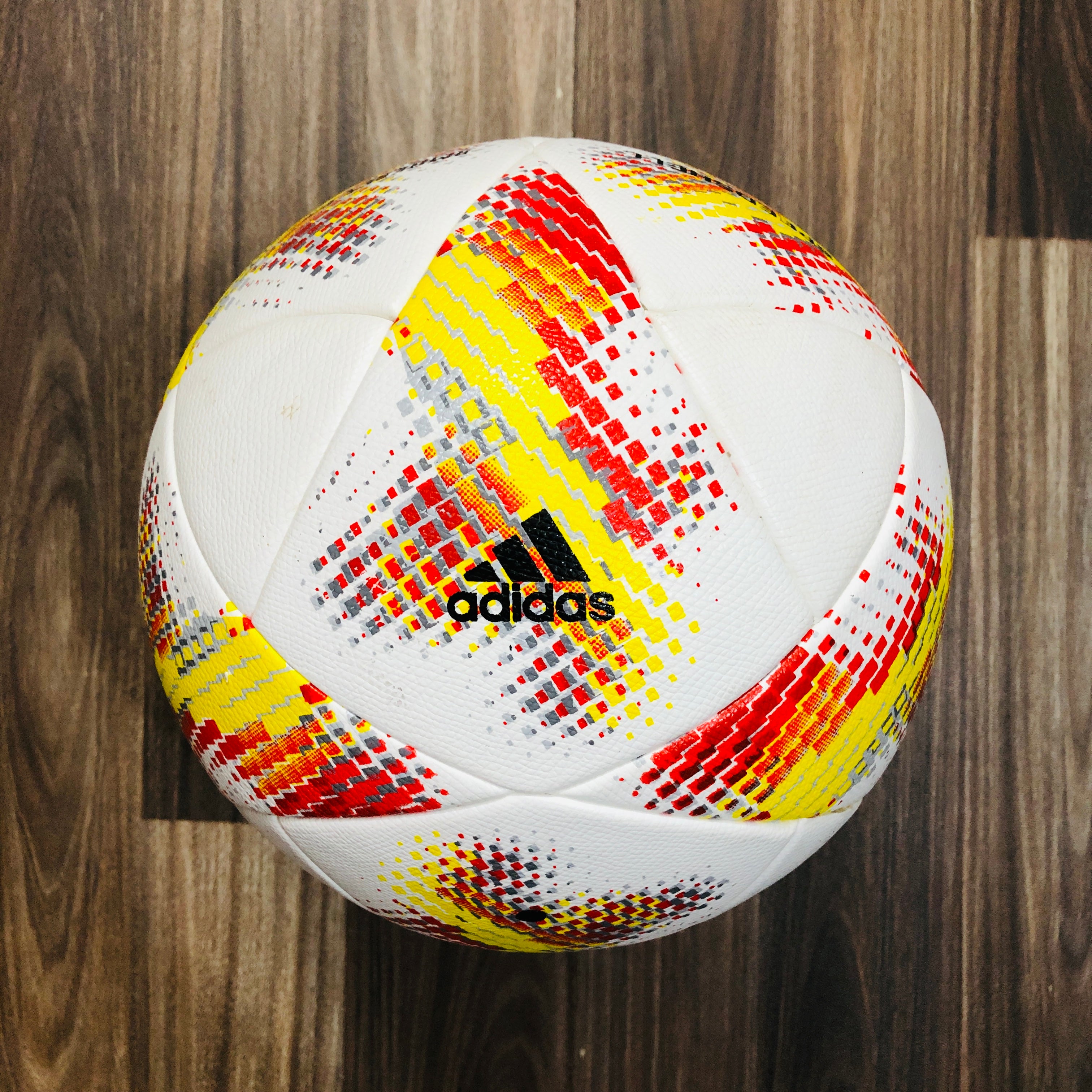 Adidas Amberes 22 Competition Football