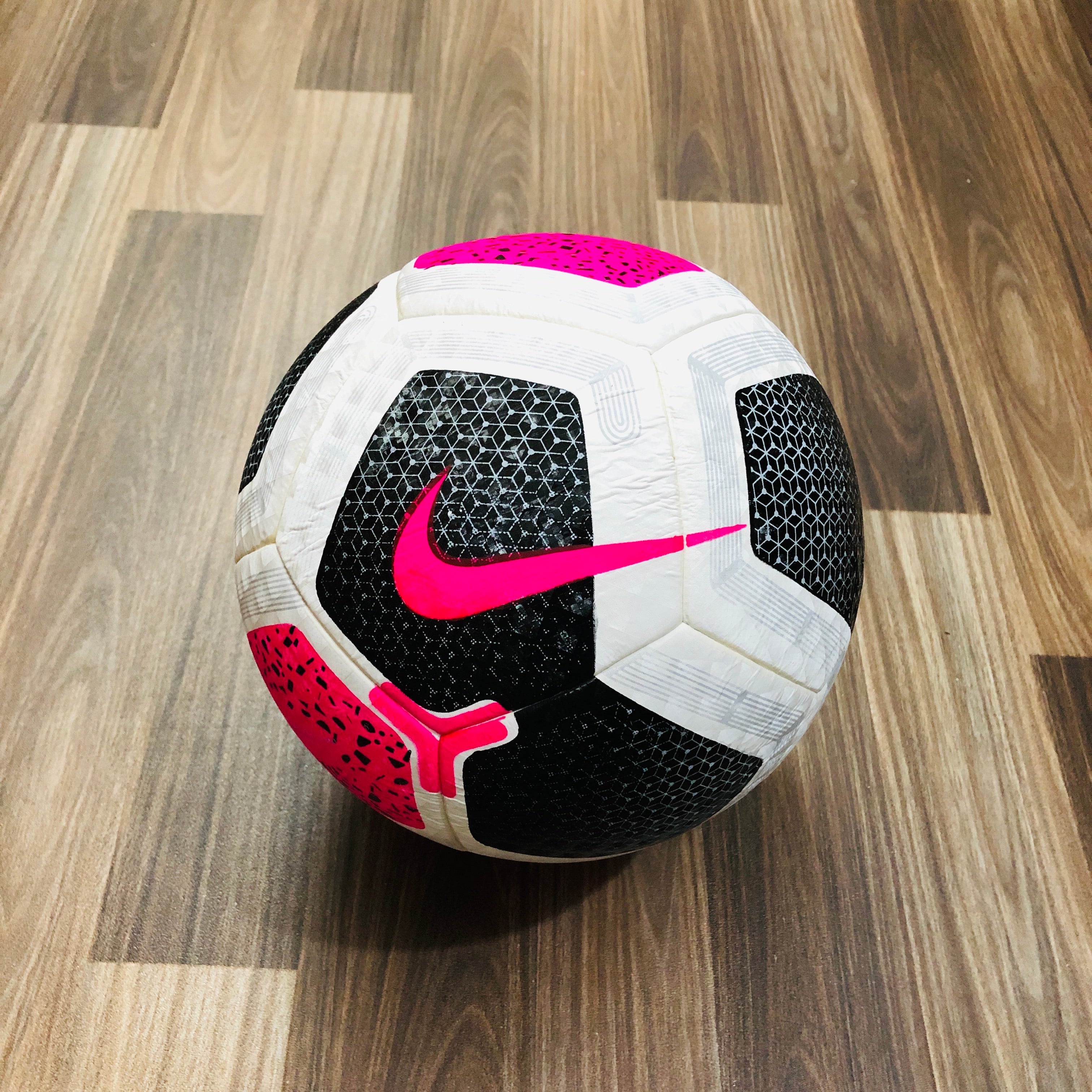 Nike Premier League Merlin Soccer Football 2019 20 Official Match Ball