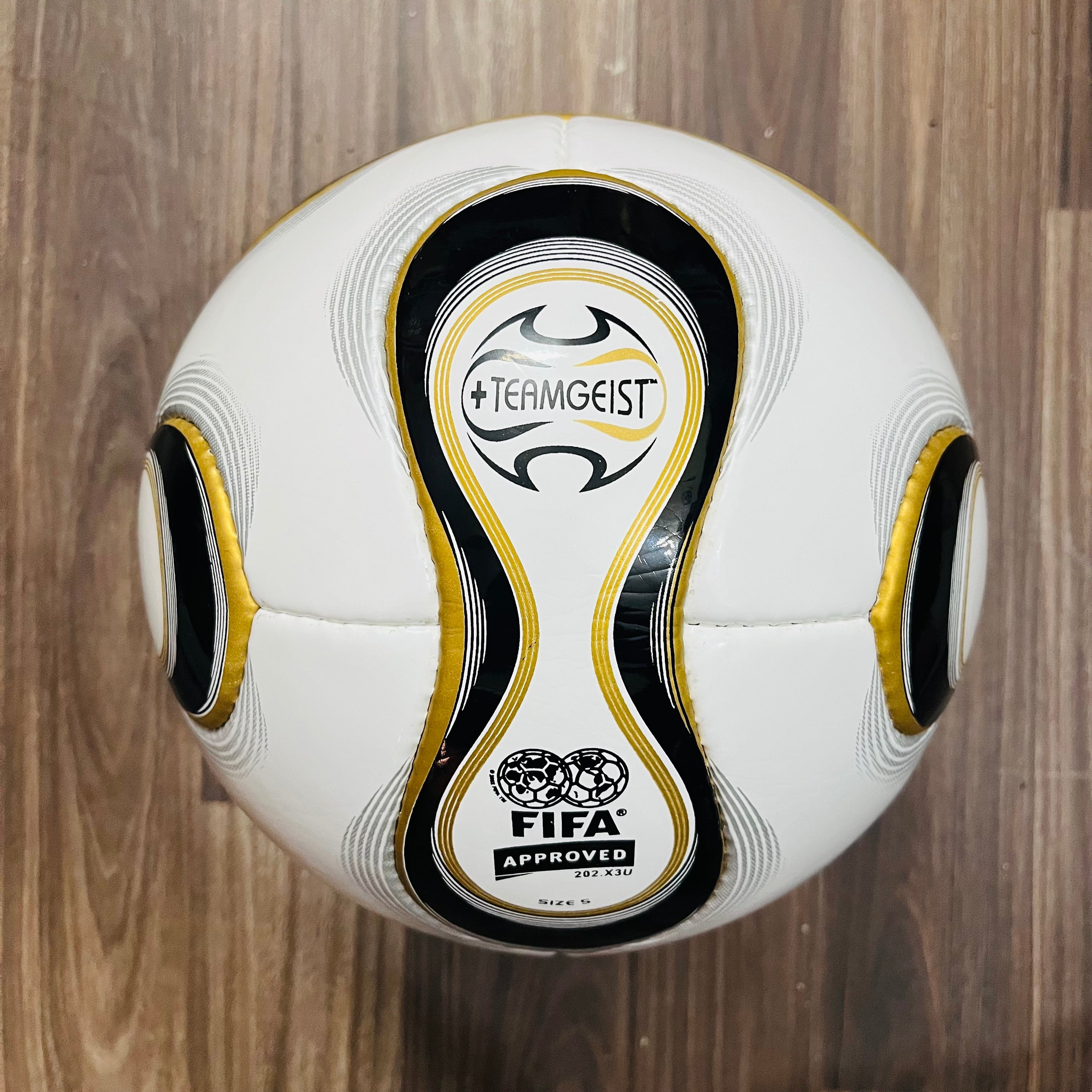 Adidas FIFA World Cup 2006 Teamgeist Football Handstitched Official Match Ball