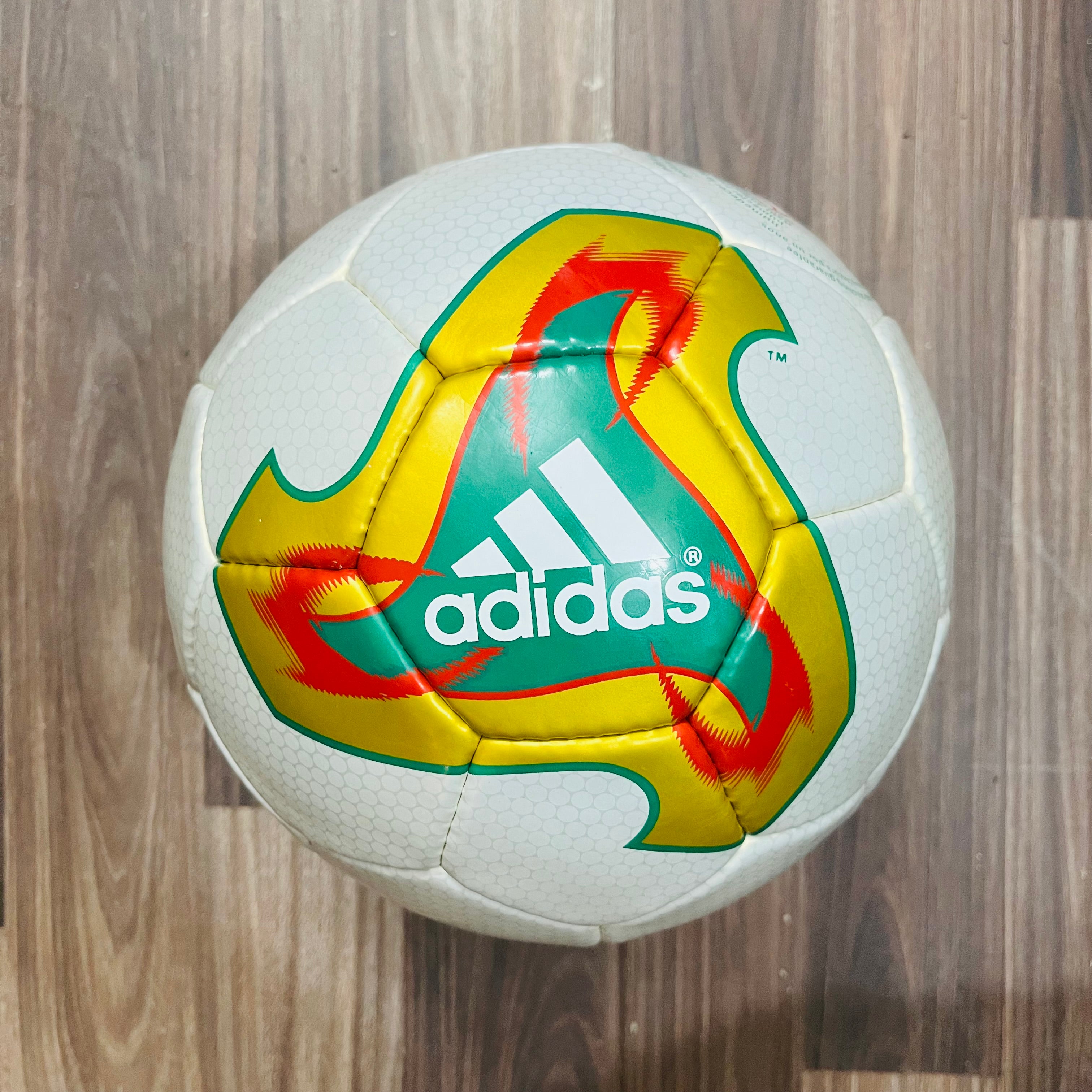 Adidas FIFA World Cup 2002 Fevernova Football Handstitched Official Match Ball